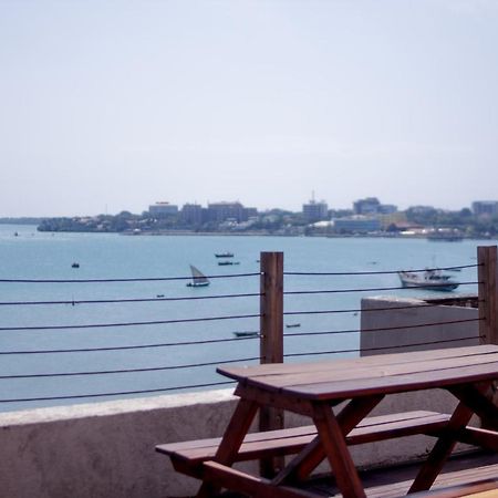 Amverton Bay View دار السلام المظهر الخارجي الصورة